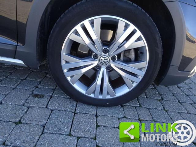 VOLKSWAGEN Passat Alltrack usata, con Touch screen