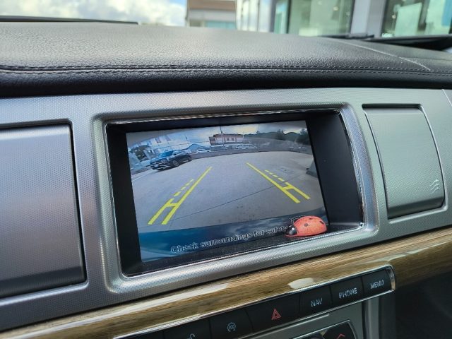 JAGUAR XF usata, con Airbag testa