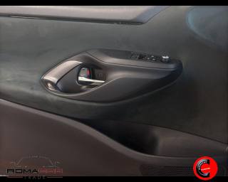 TOYOTA Yaris usata, con Sedile posteriore sdoppiato