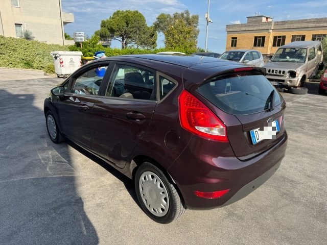 FORD Fiesta usata, con Chiusura centralizzata