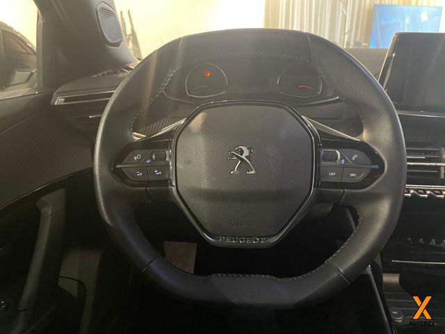 PEUGEOT 2008 usata, con Airbag testa