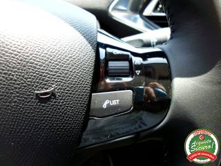 PEUGEOT 308 usata, con Fari LED