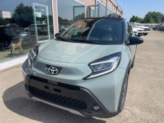 TOYOTA Aygo X usata, con Autoradio