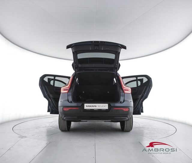 VOLVO XC40 usata 6