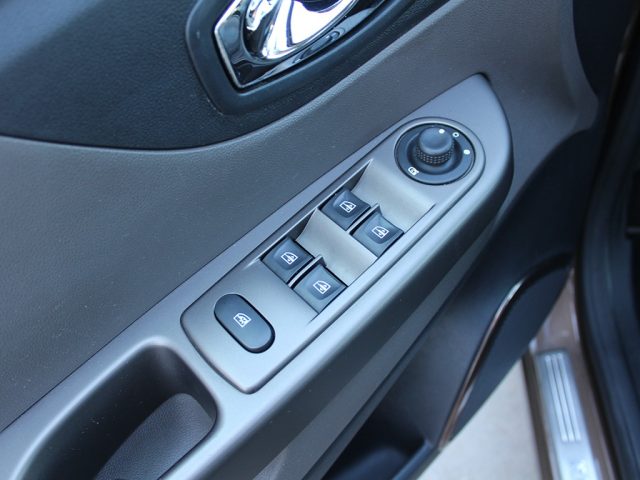 RENAULT Captur usata, con Sistema di navigazione