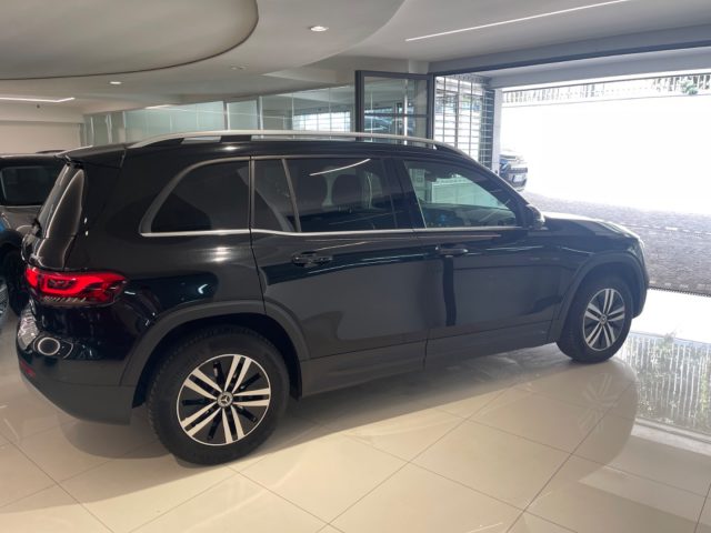 MERCEDES-BENZ GLB 200 usata, con Autoradio