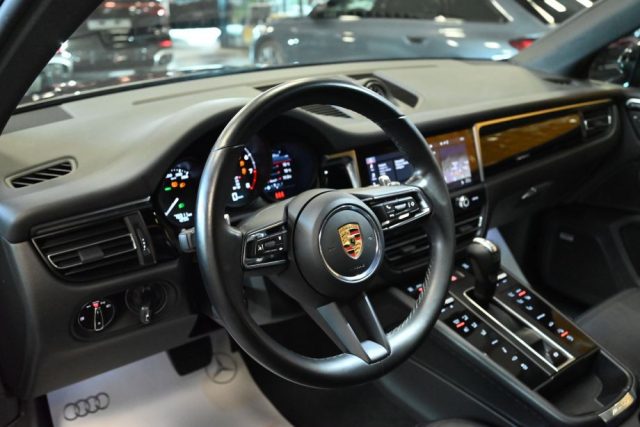 PORSCHE Macan usata 44