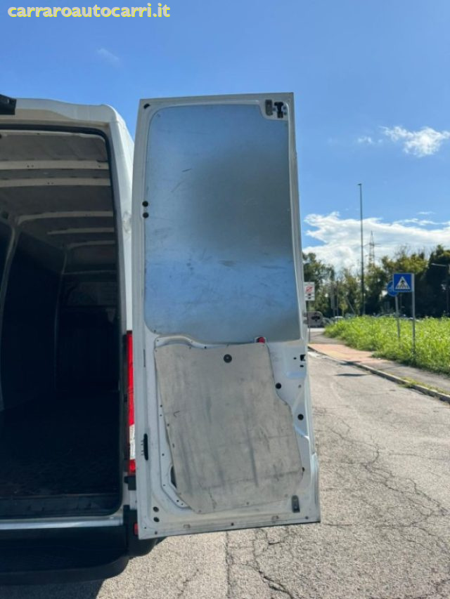 IVECO Daily usata, con Supporto lombare