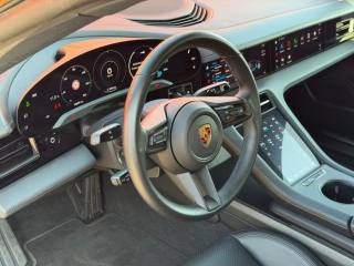 PORSCHE Taycan usata, con Cronologia tagliandi