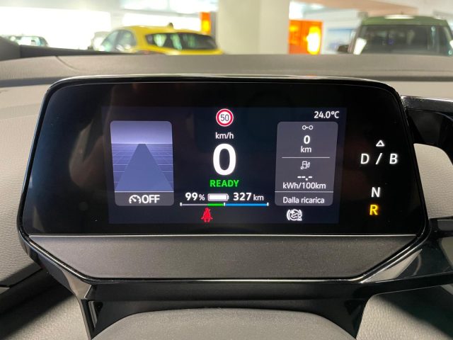 VOLKSWAGEN ID.4 usata, con Touch screen