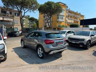 MERCEDES-BENZ GLA 200 usata, con Autoradio
