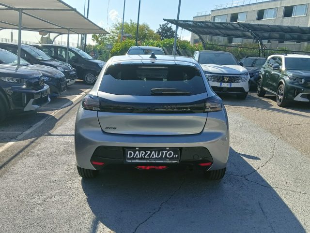 PEUGEOT 208 usata, con Sedile posteriore sdoppiato