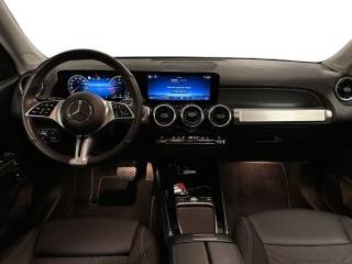 MERCEDES-BENZ GLB 180 usata, con Controllo trazione