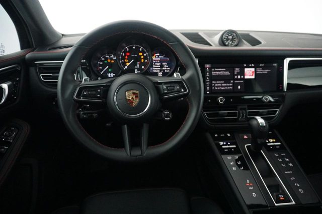 PORSCHE Macan usata, con Boardcomputer