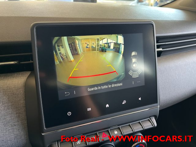 RENAULT Clio usata, con Volante in pelle
