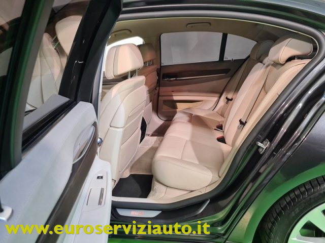 BMW 750 usata, con Sedili sportivi