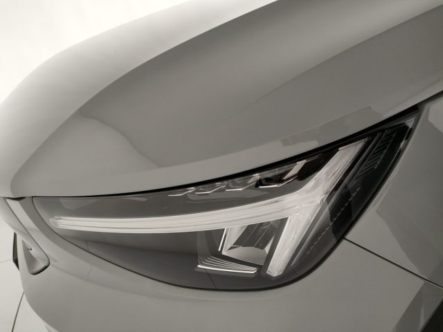 VOLVO C40 usata, con Autoradio digitale