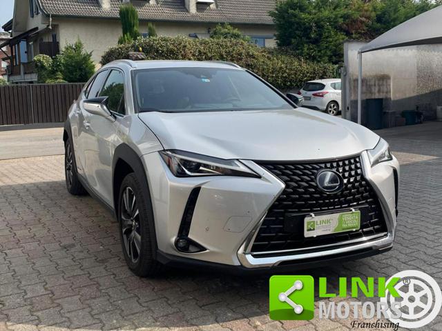 LEXUS UX 250h usata, con Alzacristalli elettrici