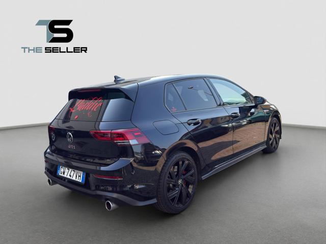 VOLKSWAGEN Golf usata, con Autoradio