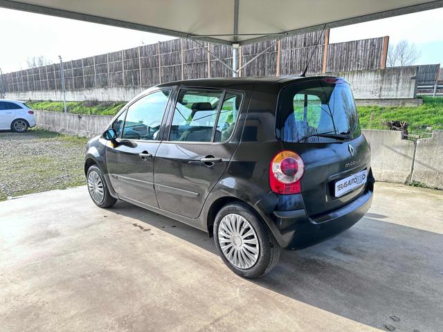 RENAULT Modus usata, con Autoradio