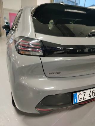 PEUGEOT 208 usata 11