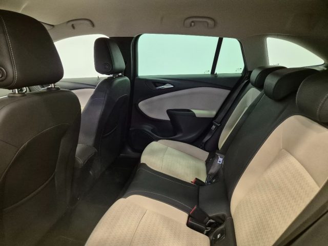 OPEL Astra usata, con Sensore di pioggia