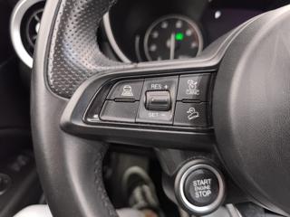 ALFA ROMEO Stelvio usata, con Fari Xenon