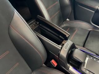 MERCEDES-BENZ GLA 180 usata, con Autoradio digitale