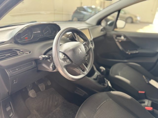 PEUGEOT 208 usata, con Fendinebbia