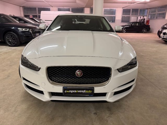 JAGUAR XE usata, con Airbag