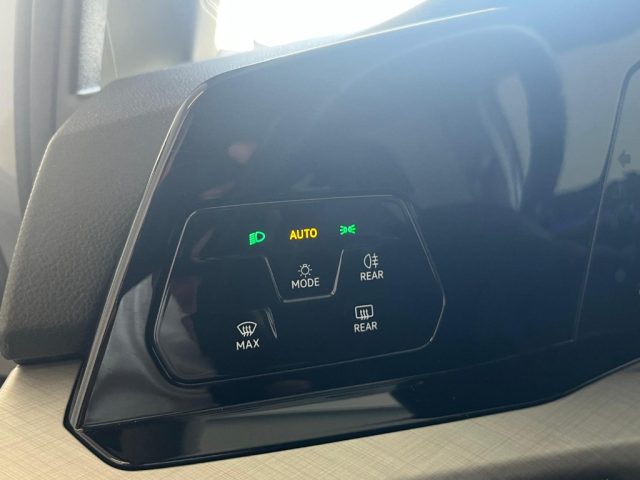 VOLKSWAGEN Golf usata, con Adaptive Cruise Control