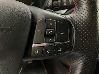 FORD Focus usata, con Sensori di parcheggio anteriori