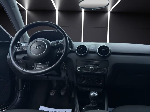 AUDI A1 usata, con USB