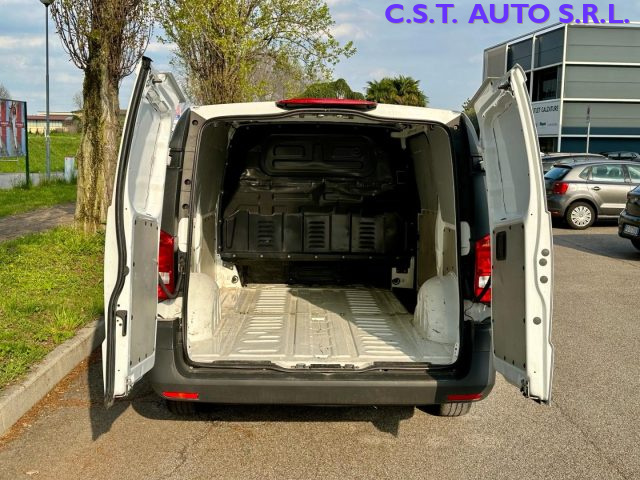 MERCEDES-BENZ Vito usata, con Fendinebbia