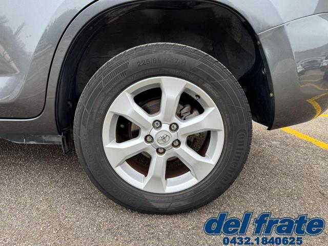 TOYOTA RAV 4 MY23 usata, con Sedili riscaldati