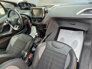 PEUGEOT 2008 usata, con Cruise Control