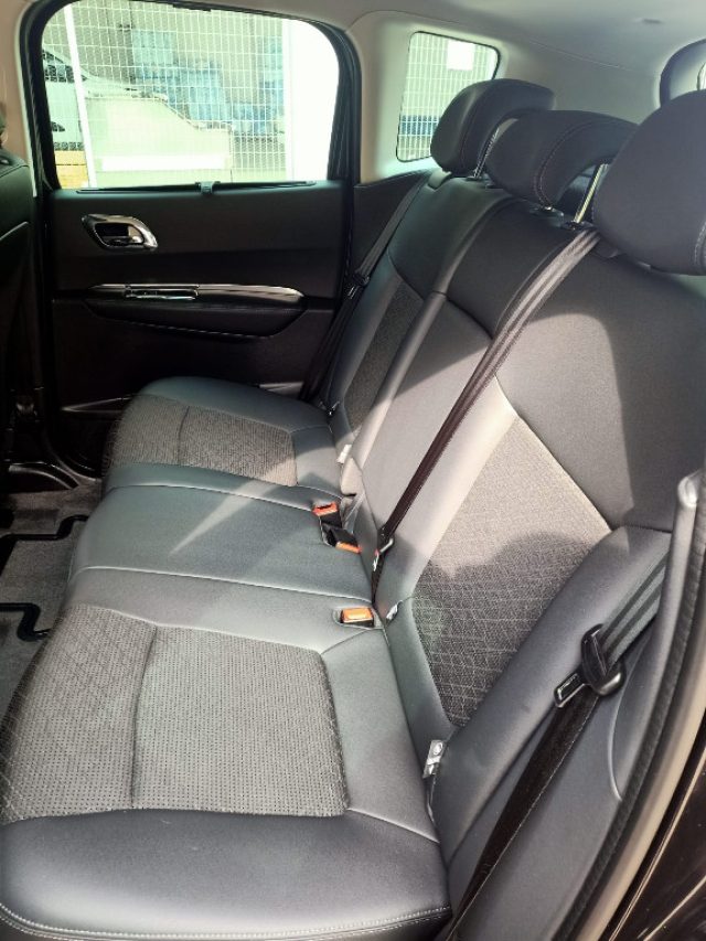 PEUGEOT 3008 usata, con Autoradio