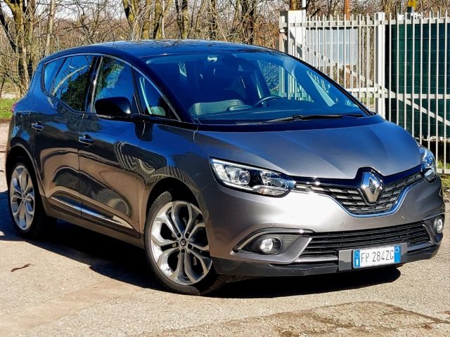RENAULT Scenic usata, con Airbag laterali