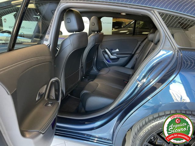 MERCEDES-BENZ CLA 180 usata, con Sedili riscaldati