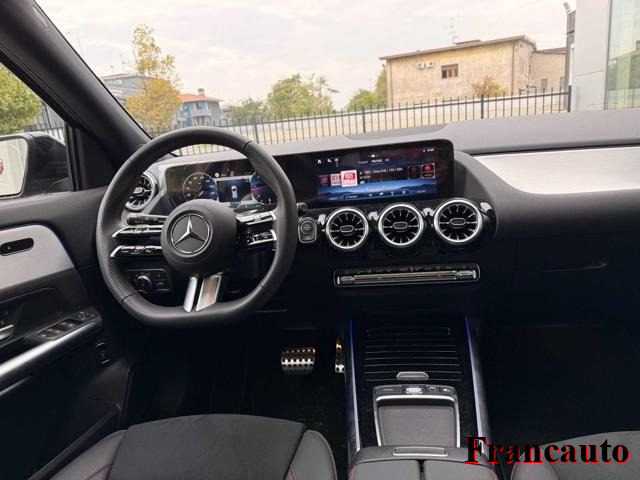 MERCEDES-BENZ GLA 200 usata, con Boardcomputer