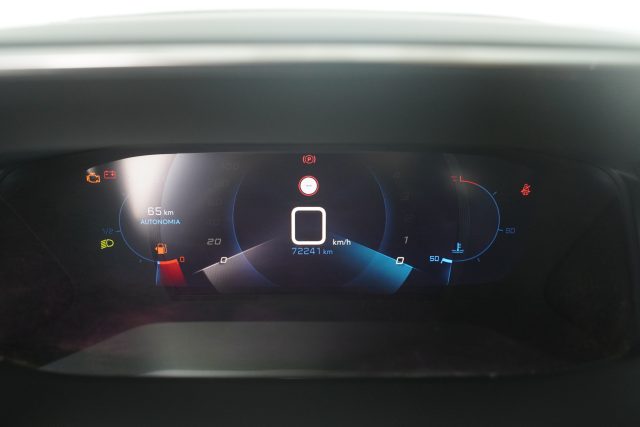 PEUGEOT 2008 usata 12