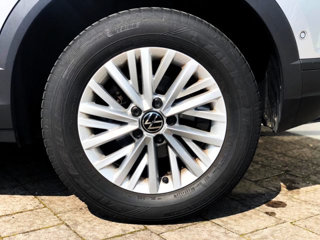 VOLKSWAGEN T-Roc usata, con Freno di stazionamento elettrico