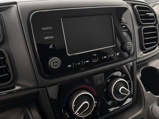 PEUGEOT Boxer usata, con Controllo vocale