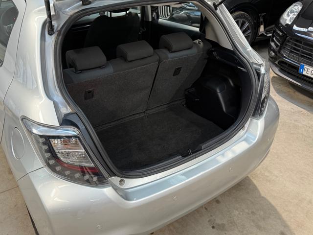 TOYOTA Yaris usata, con Chiusura centralizzata telecomandata
