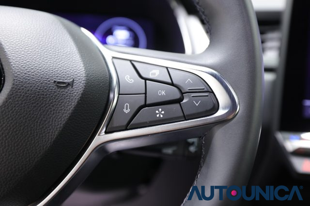 RENAULT Captur usata, con Touch screen