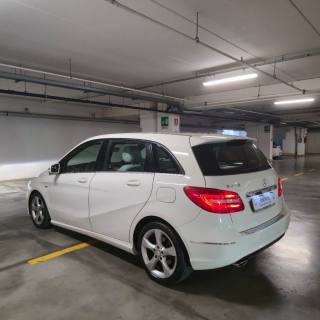 MERCEDES-BENZ B 200 usata, con Cerchi in lega