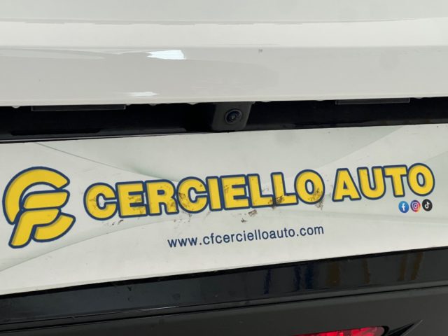 PEUGEOT 208 usata, con USB