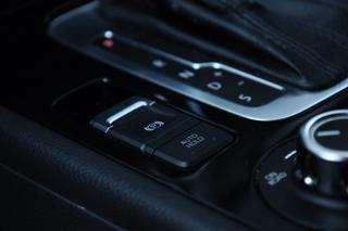 VOLKSWAGEN Touareg usata, con Controllo trazione