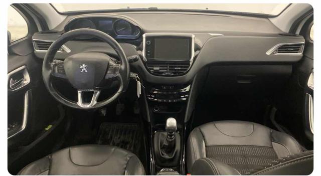 PEUGEOT 2008 usata, con Cruise Control