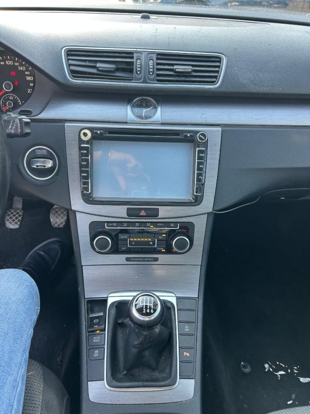 VOLKSWAGEN Passat usata, con Boardcomputer